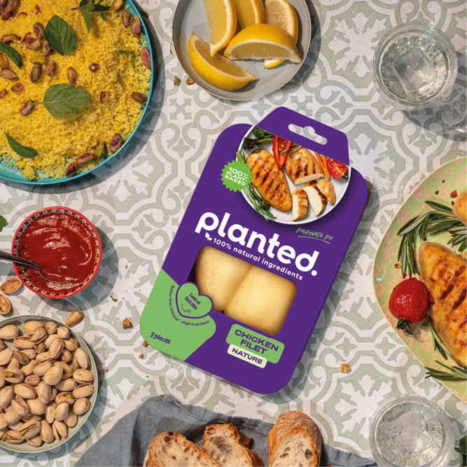 Planted Introduces its chicken breast fillet to retail and foodservice outlets